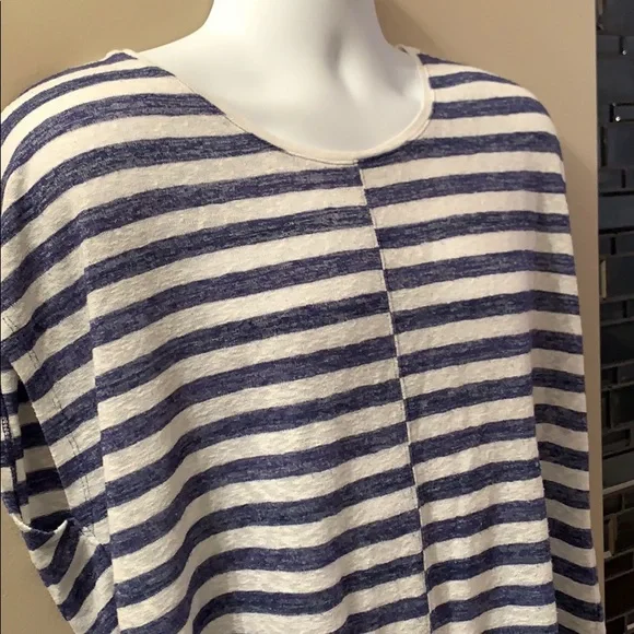 VINCE CAMUTO Top. Size X-Large - Picture 4 of 11
